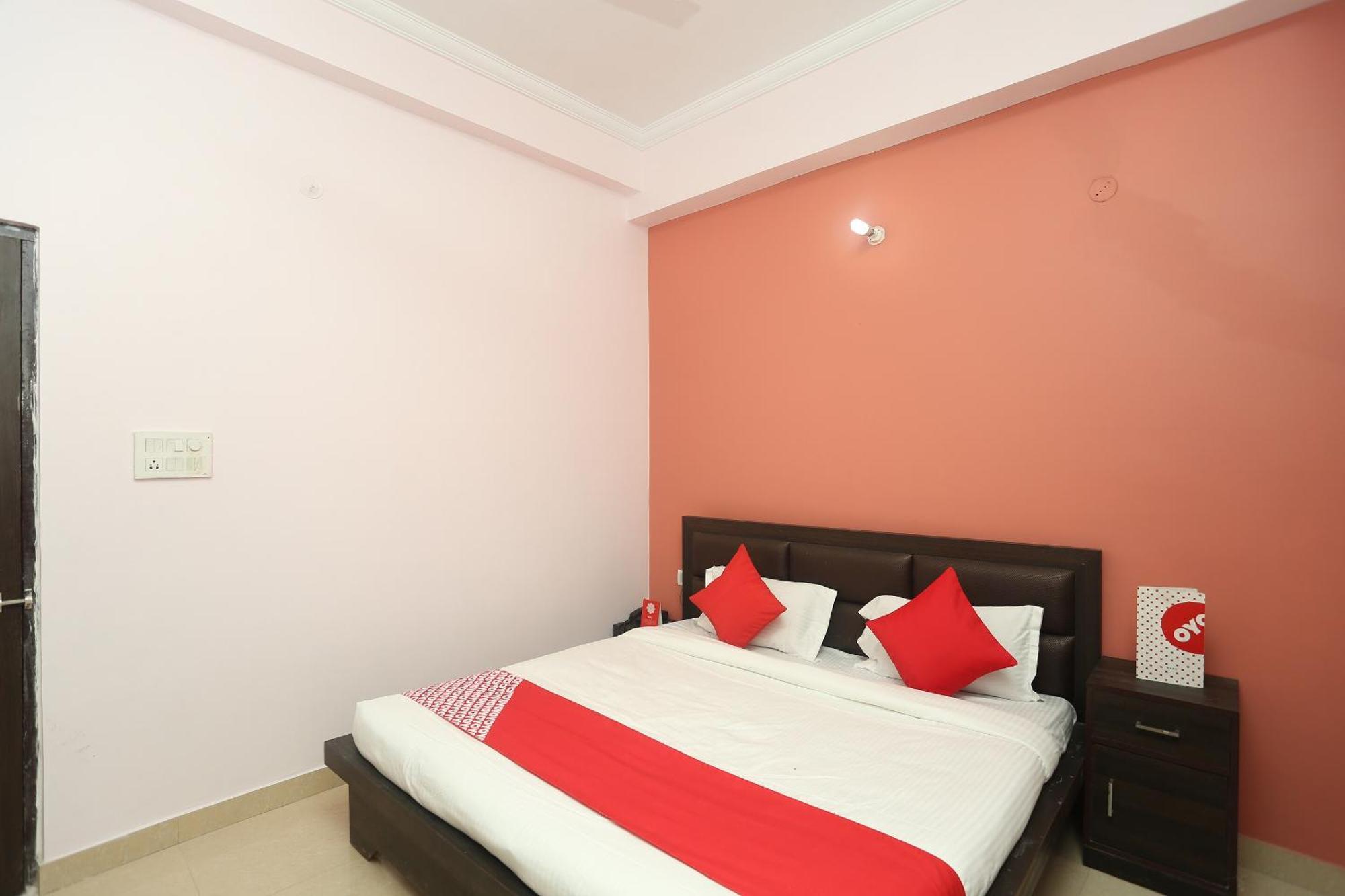 Oyo Flagship 17204 Vrindawan Galaxy Hotel Kānpur Exterior foto