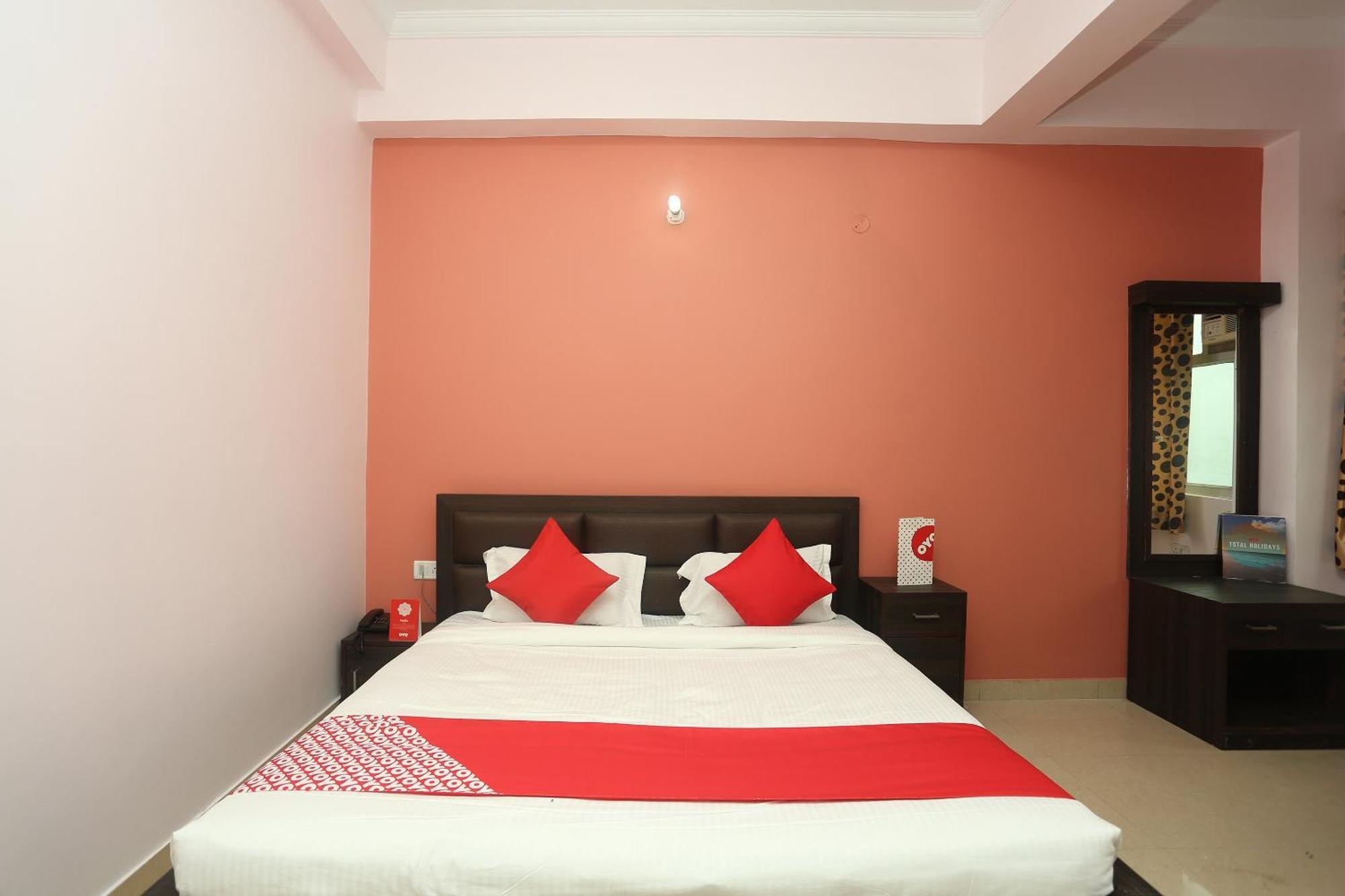 Oyo Flagship 17204 Vrindawan Galaxy Hotel Kānpur Exterior foto