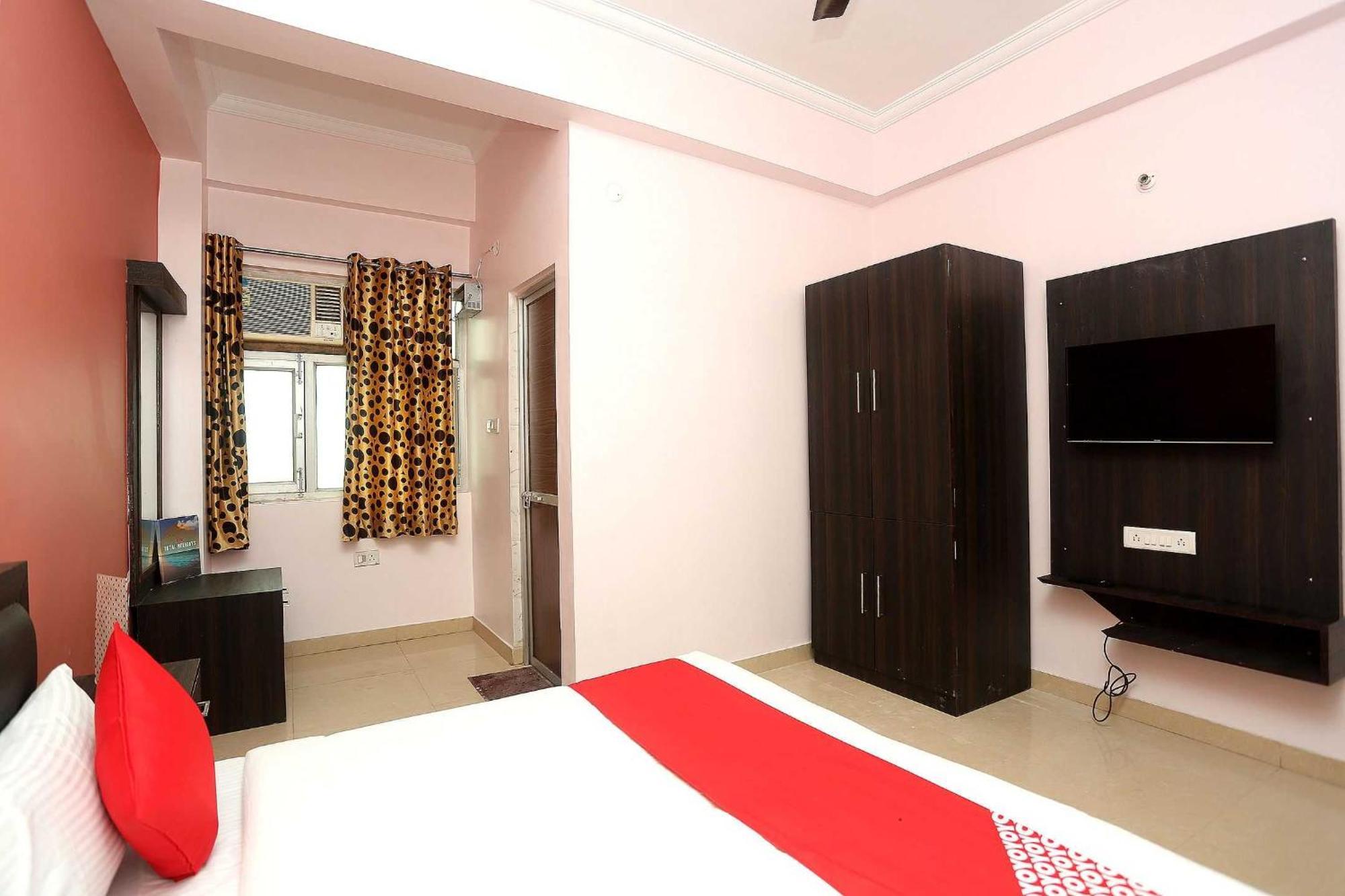 Oyo Flagship 17204 Vrindawan Galaxy Hotel Kānpur Exterior foto