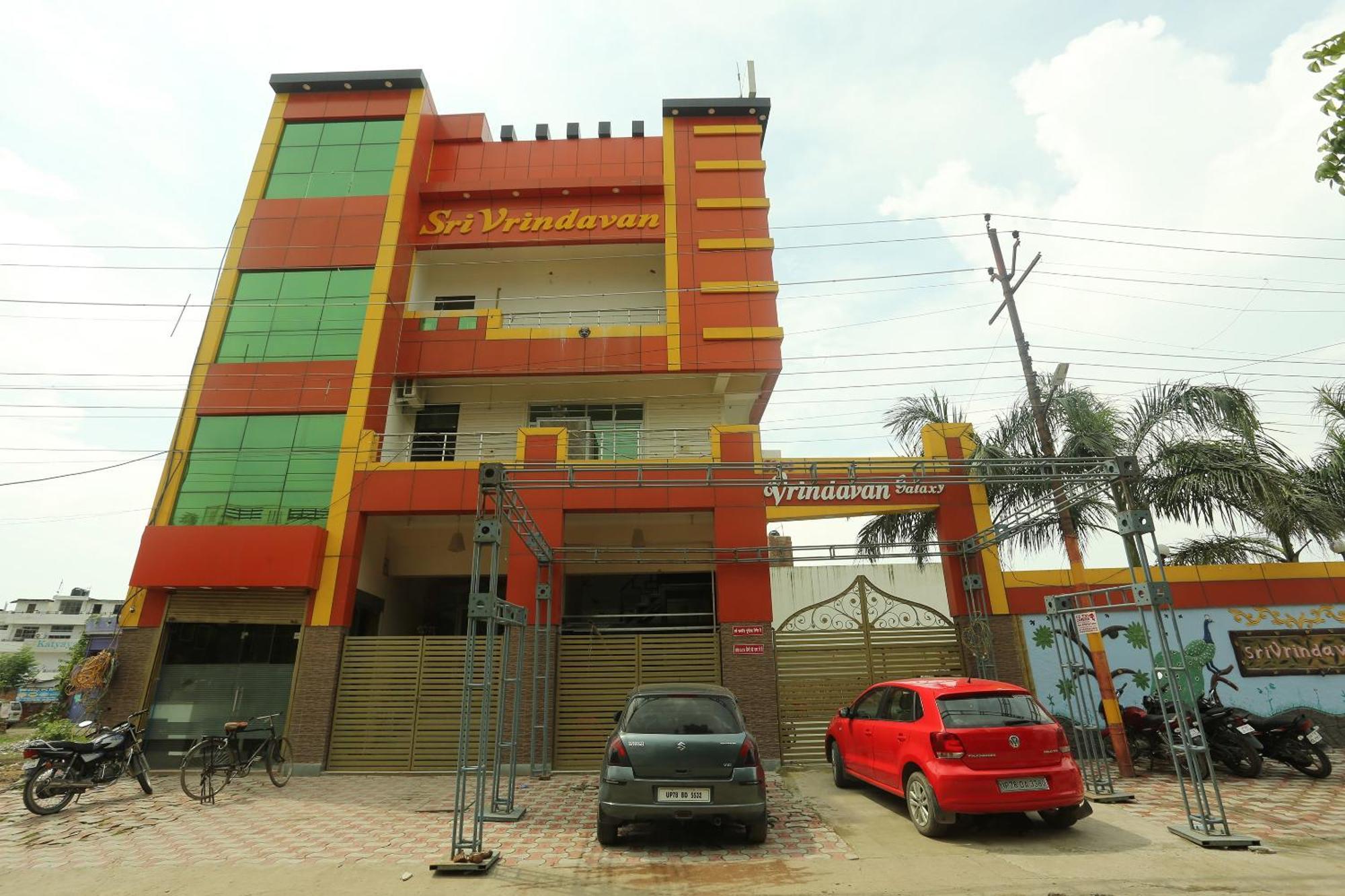 Oyo Flagship 17204 Vrindawan Galaxy Hotel Kānpur Exterior foto